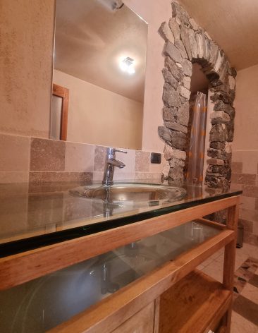 maison bb_aosta_affitti brevi_lavandino Maison Bb Aosta Affitti Brevi Lavandino