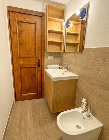 voicing-house_bagno_porta_affitti-brevi_courmayeur Voicing House Bagno Porta Affitti Brevi Courmayeur