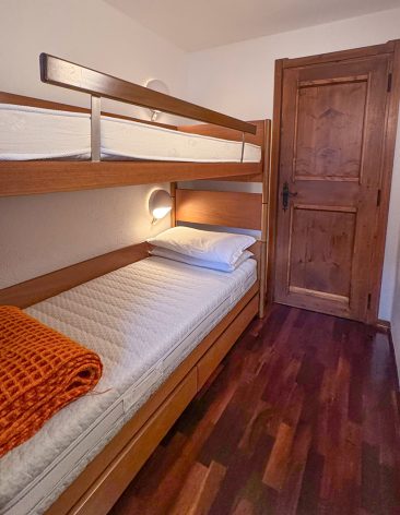 voicing-house_stanza_letti-singoli_affitti-brevi_courmayeur Voicing House Stanza Letti Singoli Affitti Brevi Courmayeur