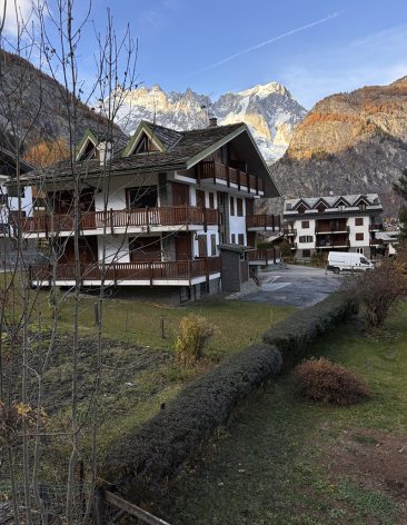 il sogno di GI_affitti brevi_dolonne_courmayeur_vista Il Sogno Di GI appartamento in Affitti Brevi de L'Atelier du Temps a Dolonne di Courmayeur la vista