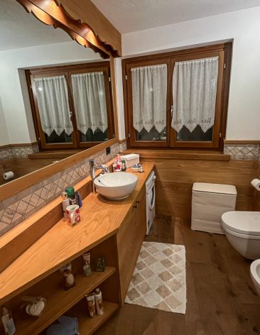 chalet_crammont_bagno_affitti brevi Chalet Crammont il bagno dello chalet