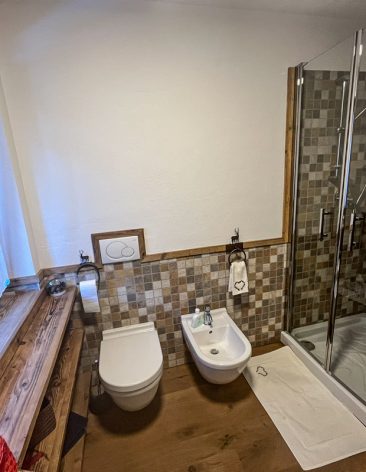 chalet_crammont_bagno_doccia Chalet Crammont il bagno dello chalet