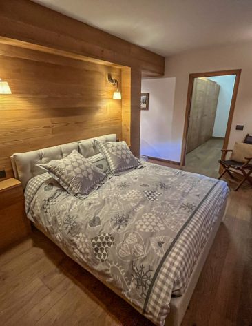 chalet_crammont_stanza da letto_affitti brevi Chalet Crammont camera da letto matrimoniale